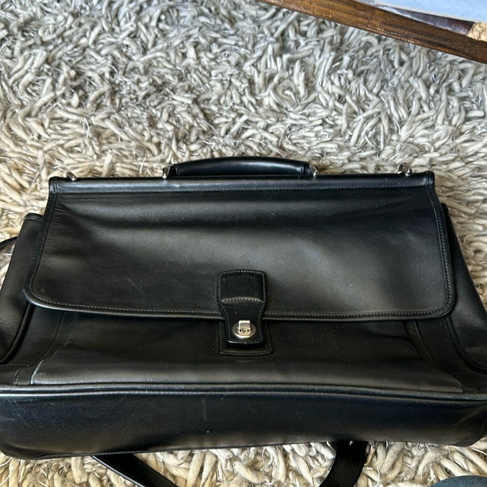 Black coach laptop box